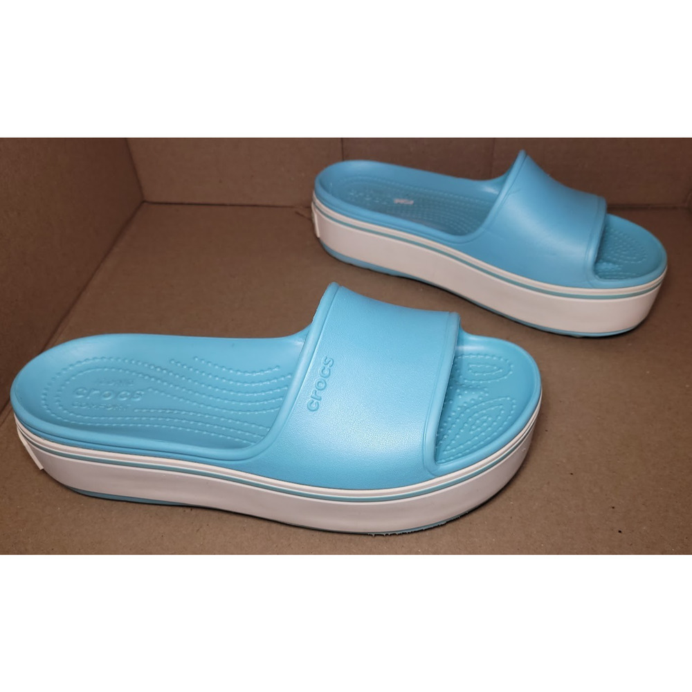 GENTLY WORN Crocs Crocband Platform Slide sandal Womens size 8 ICE BLUE/WHITE